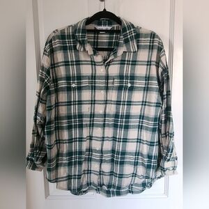 Old Navy The Boyfriend Shirt Womens Size Large Petite NWOT
